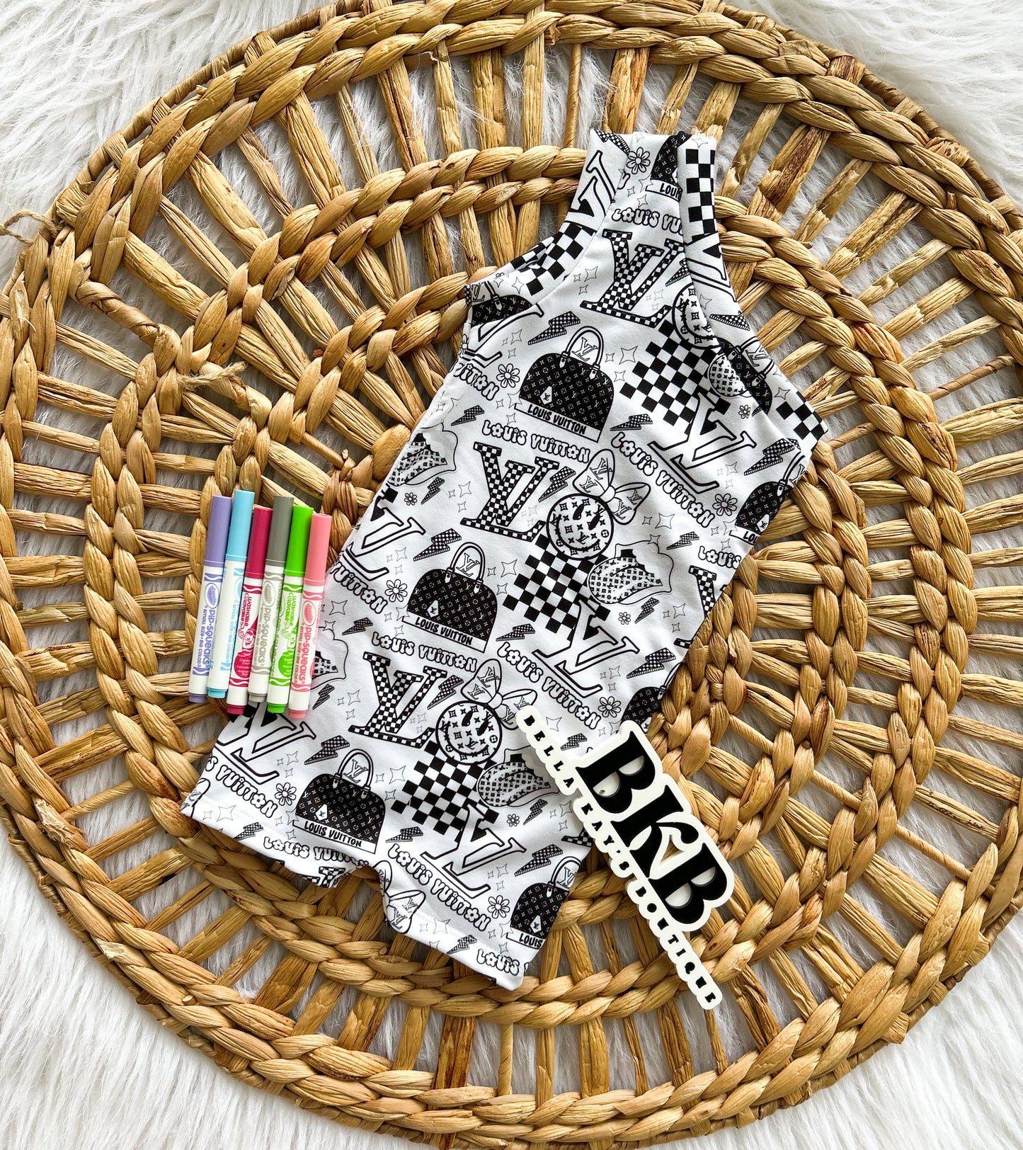 Color meLV one shoulder romper