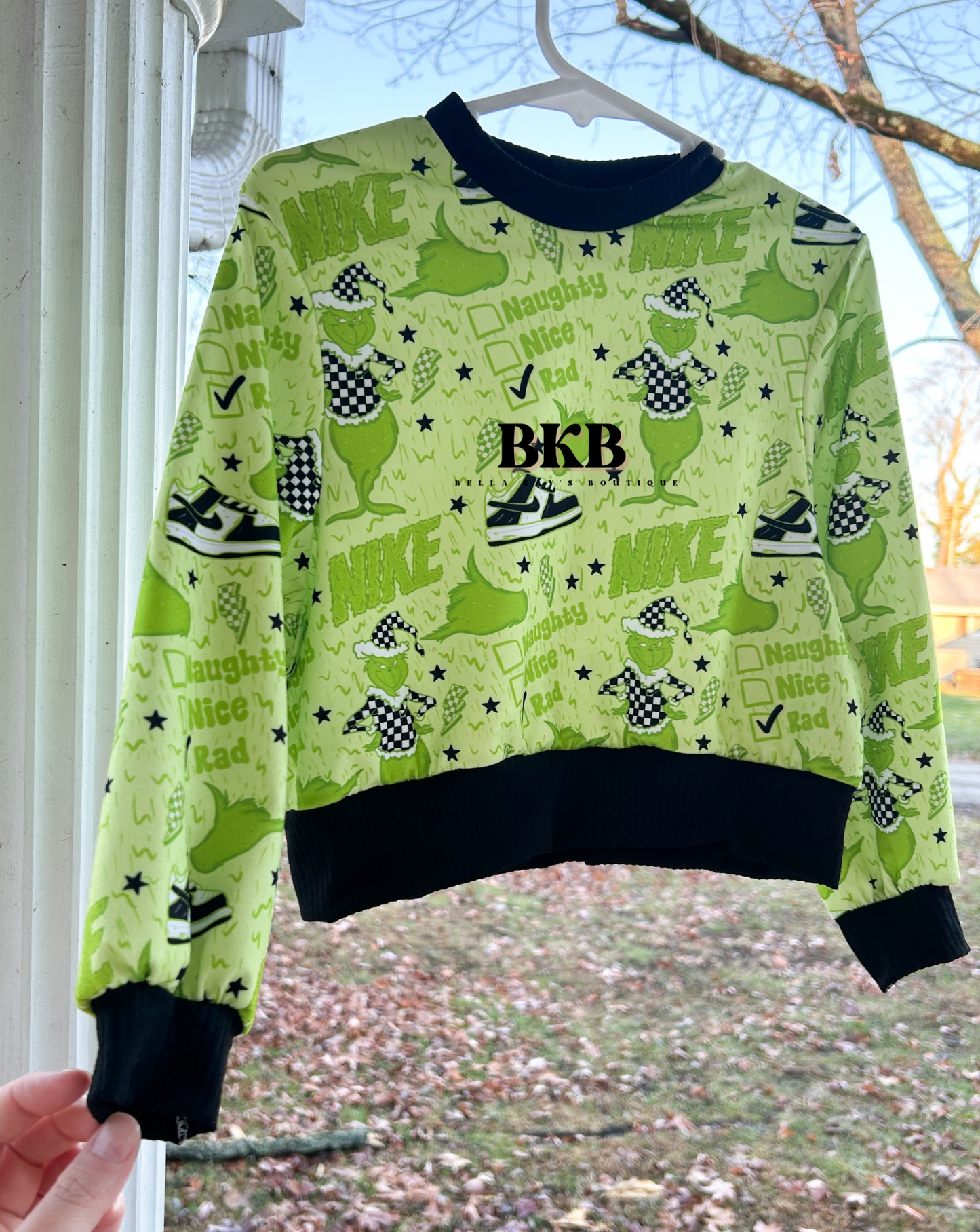 Nikegreen grinch sweatshirt