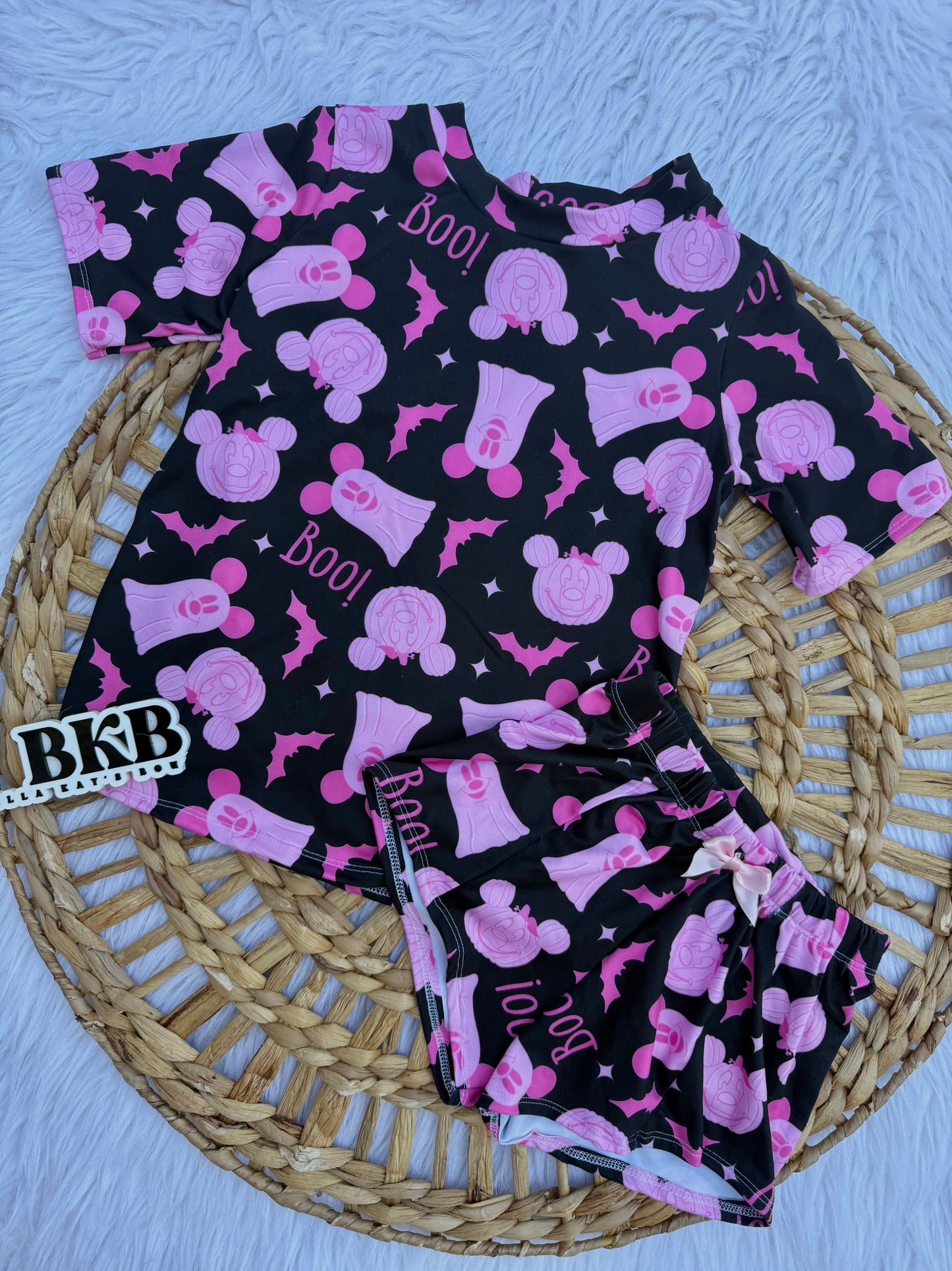 3T T-Shirt & Brezzy shorts Spookyclubhouse