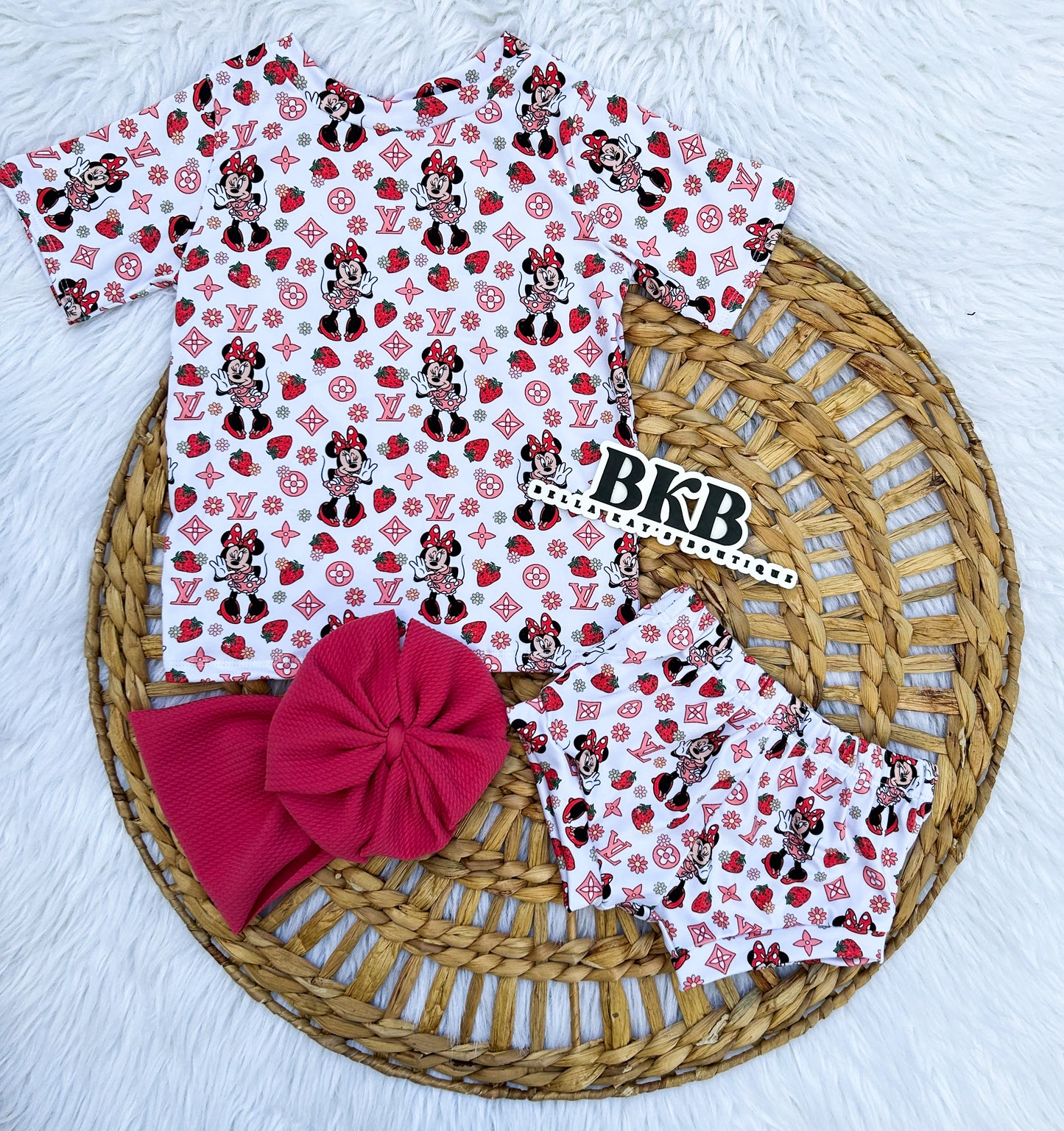 Boujee strawberry minnie white T-Shirt & shorties set