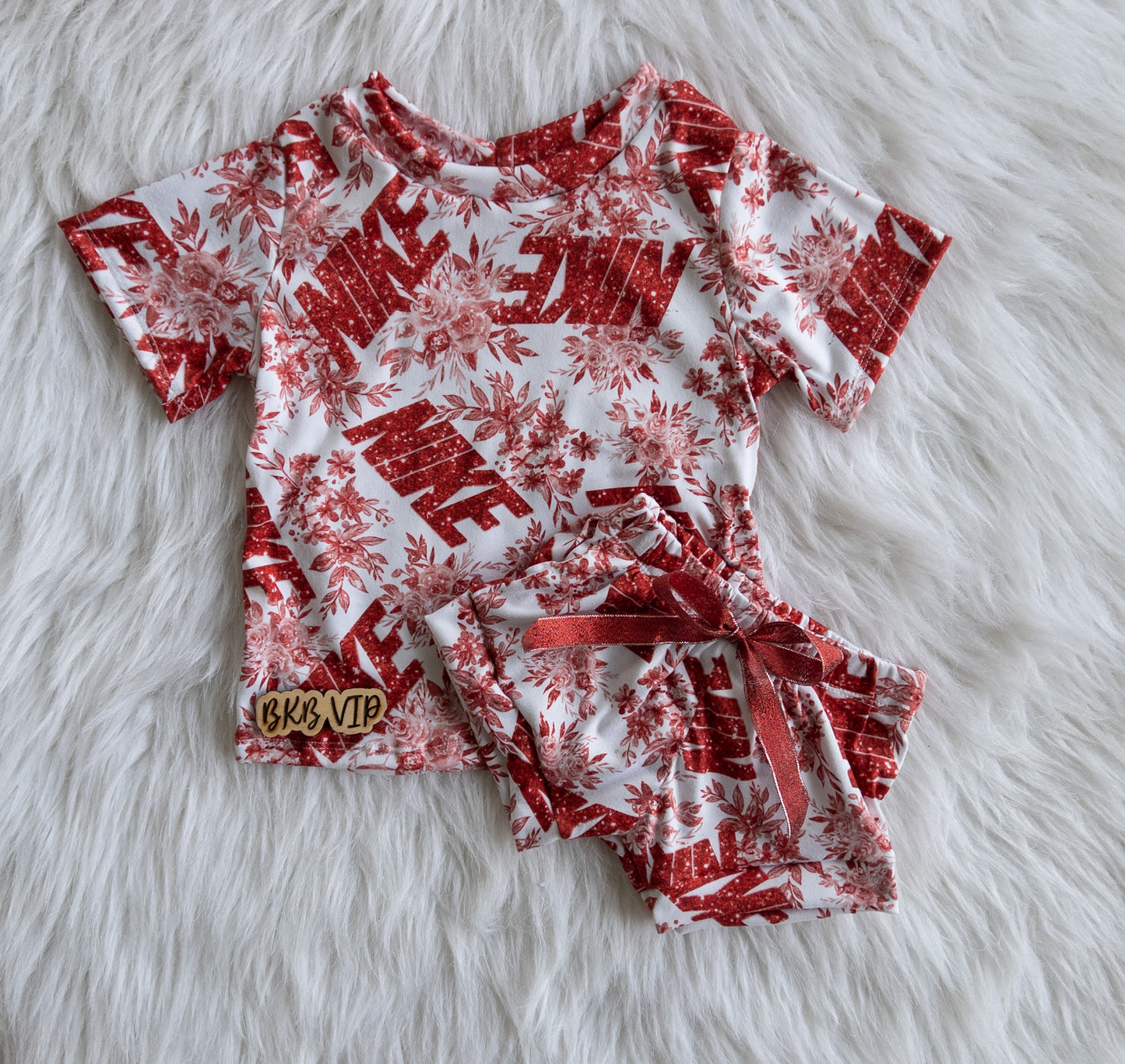 Red floral sparkleNike T-Shirt & shorties set