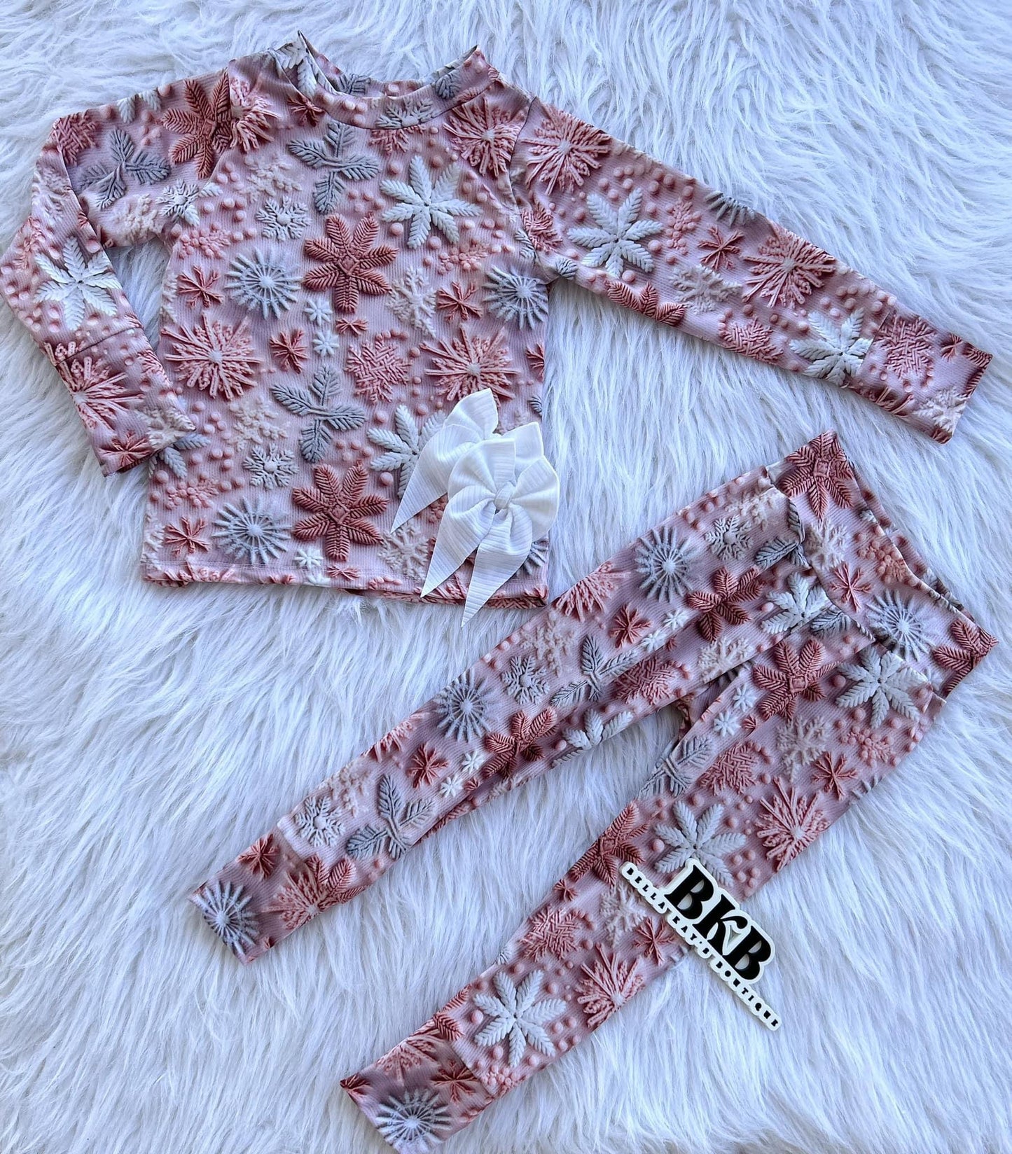 Pink snow flakes 3Dembroiderylook long sleeve & pants lounge set