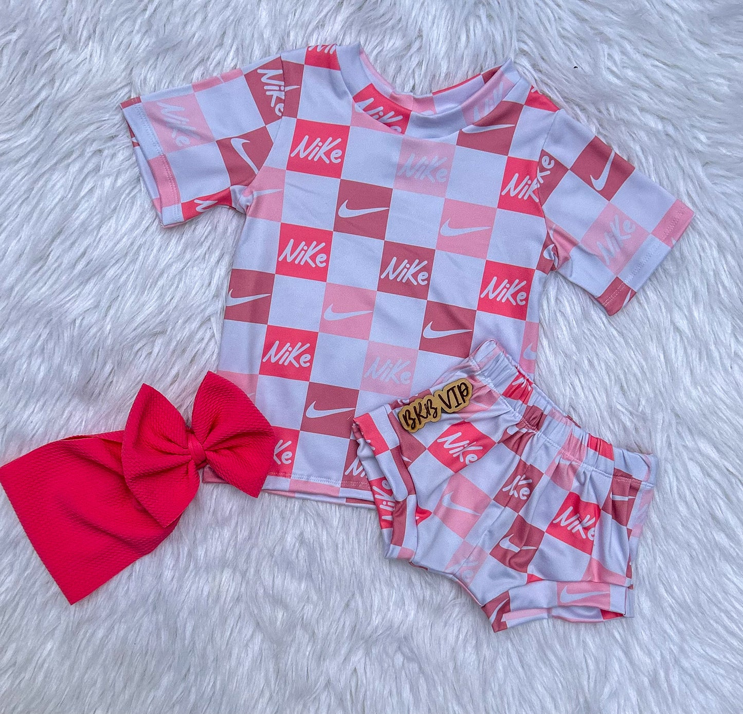 Checkered pink swoosh T-shirt & Shorties set